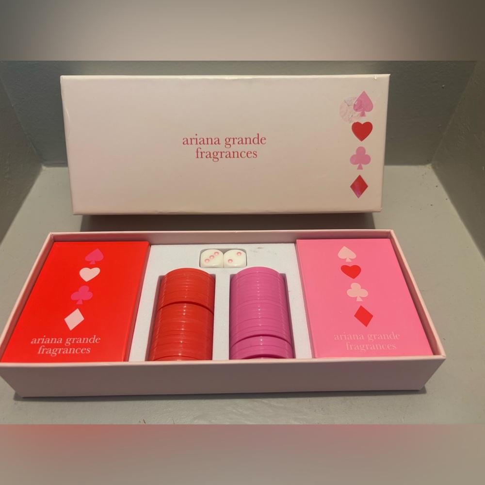 Ariana Grande Fragrances Collector's Item EXCLUSIVE Pink Poker Set Wicked